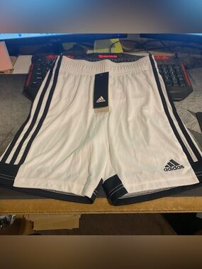 Y2K Adidas Kids Tastigo 19 Shorts Climalite Soccer Training Wht/Black Medium NWT